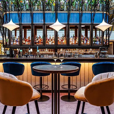 Szálloda Hilton 5*